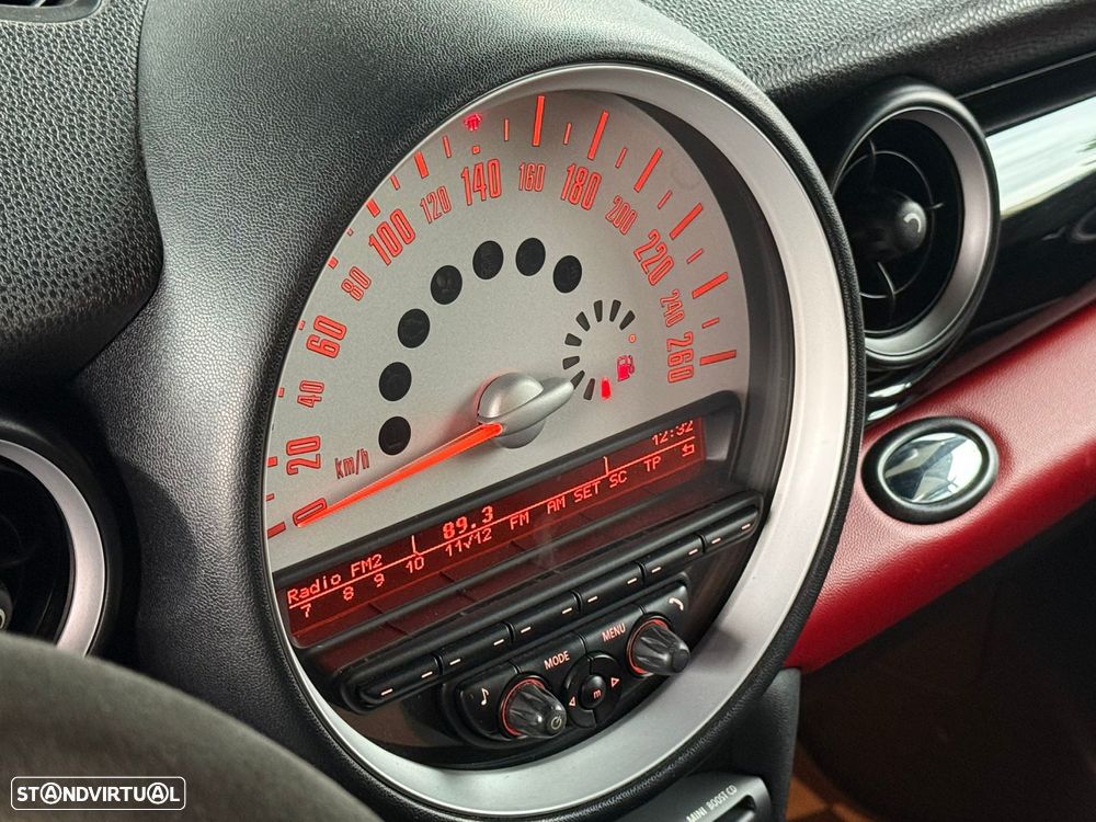 MINI 3 Portas Cooper D - 46