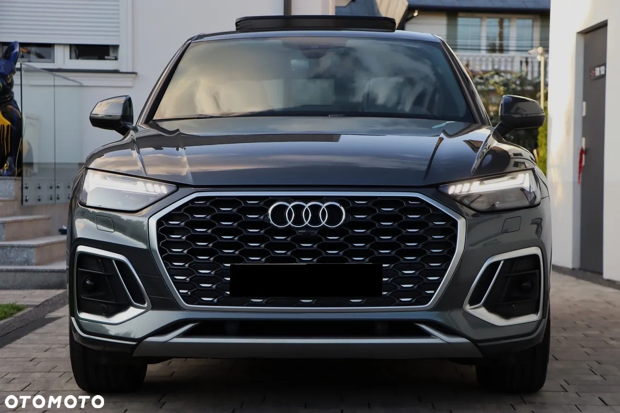 Audi Q5 Sportback - 9