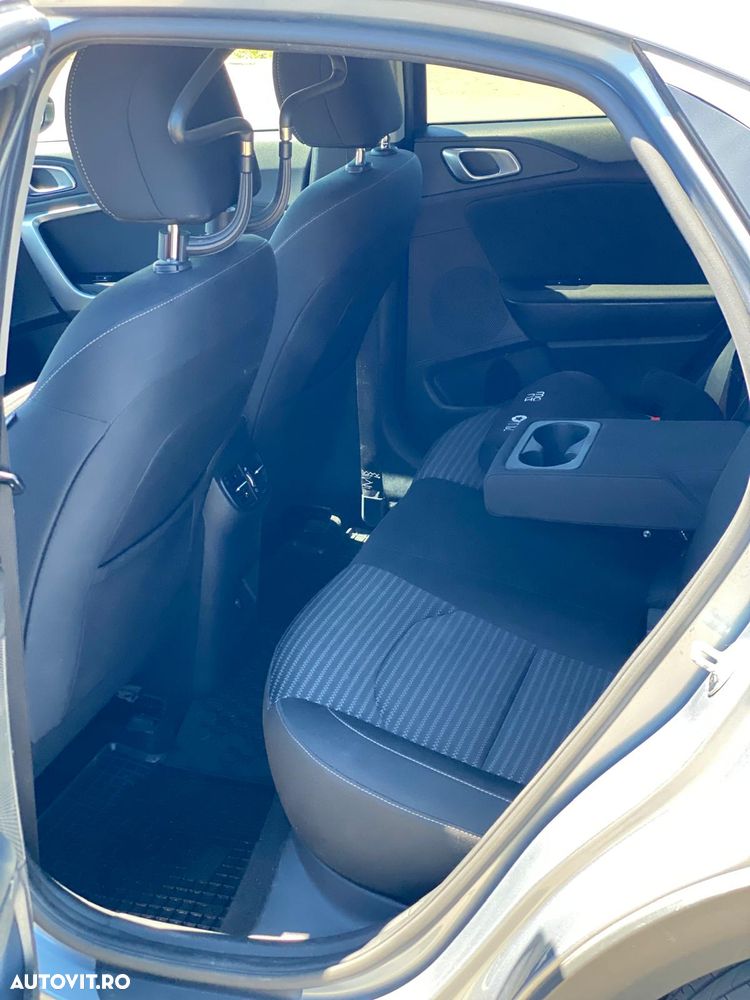 Kia XCeed 1.5 T-GDI 6MT City - 11