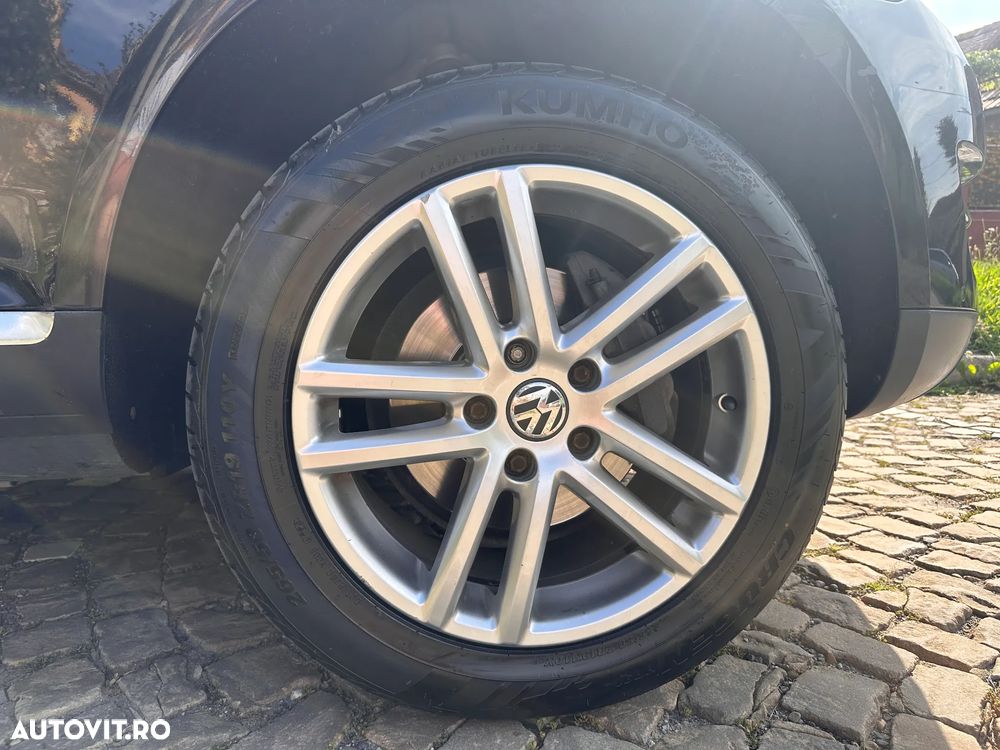 Volkswagen Touareg ver-3-0-v6-tdi-aut- - 16