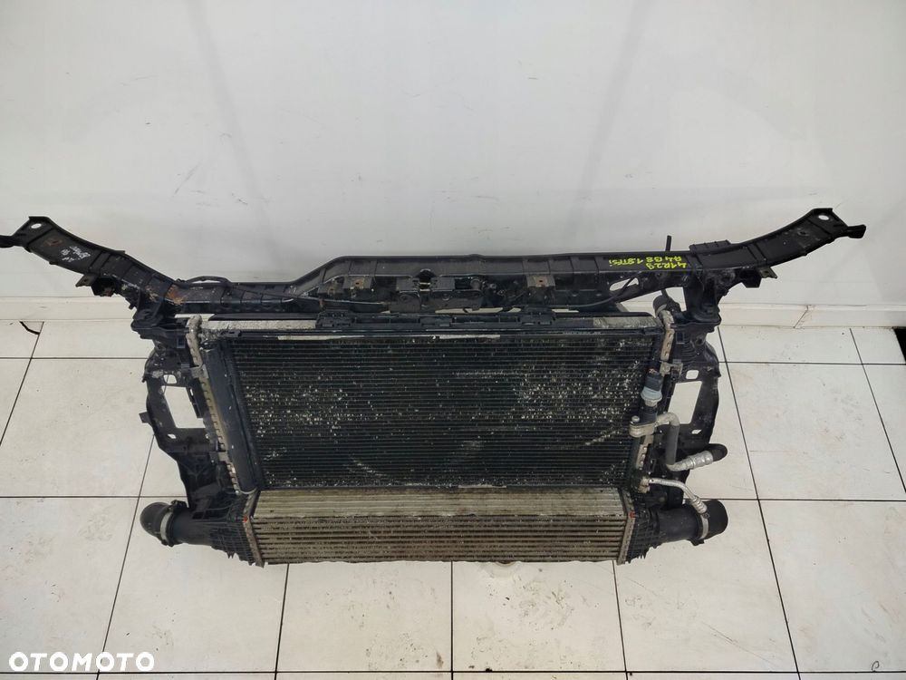 audi a4 b8 07r- pas przedni chłodnice komplet 1.8 tfsi manual - 2