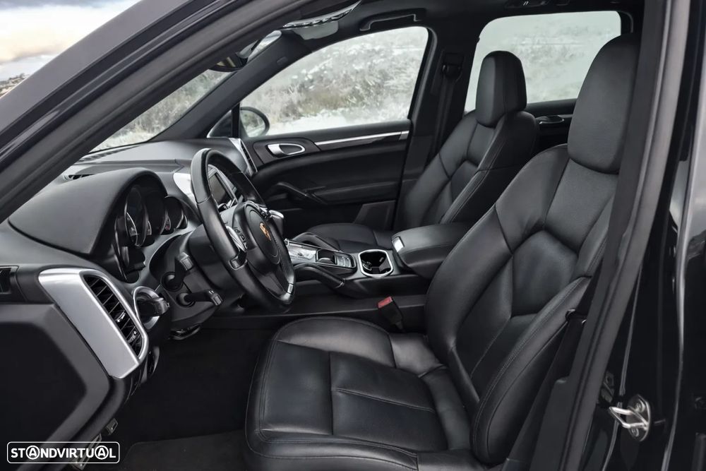 Porsche Cayenne S - 5