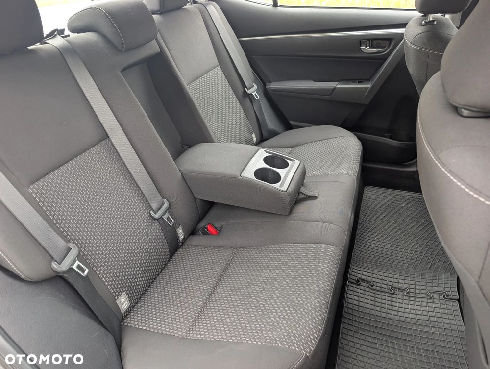 Toyota Corolla 1.6 Comfort - 8
