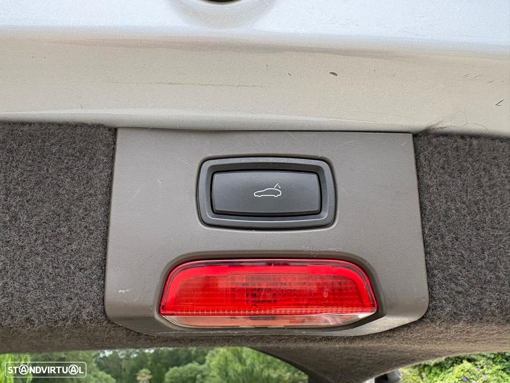 Porsche Cayenne Platinum Edition - 38
