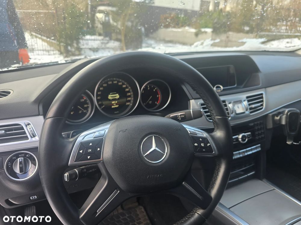 Mercedes-Benz Klasa E 200 BlueTEC 7G-TRONIC Avantgarde - 4
