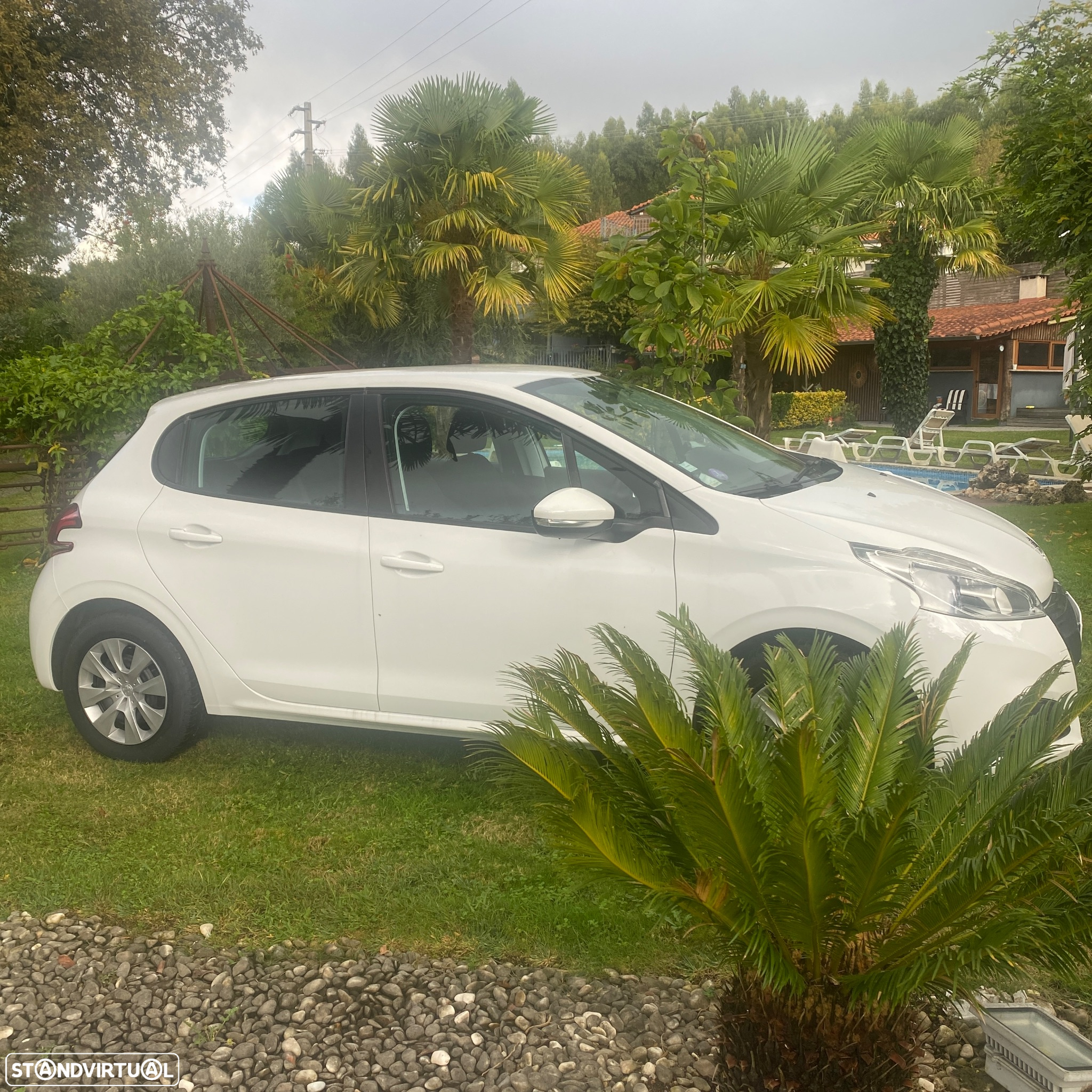 Peugeot 208 1.2 PureTech Style - 3