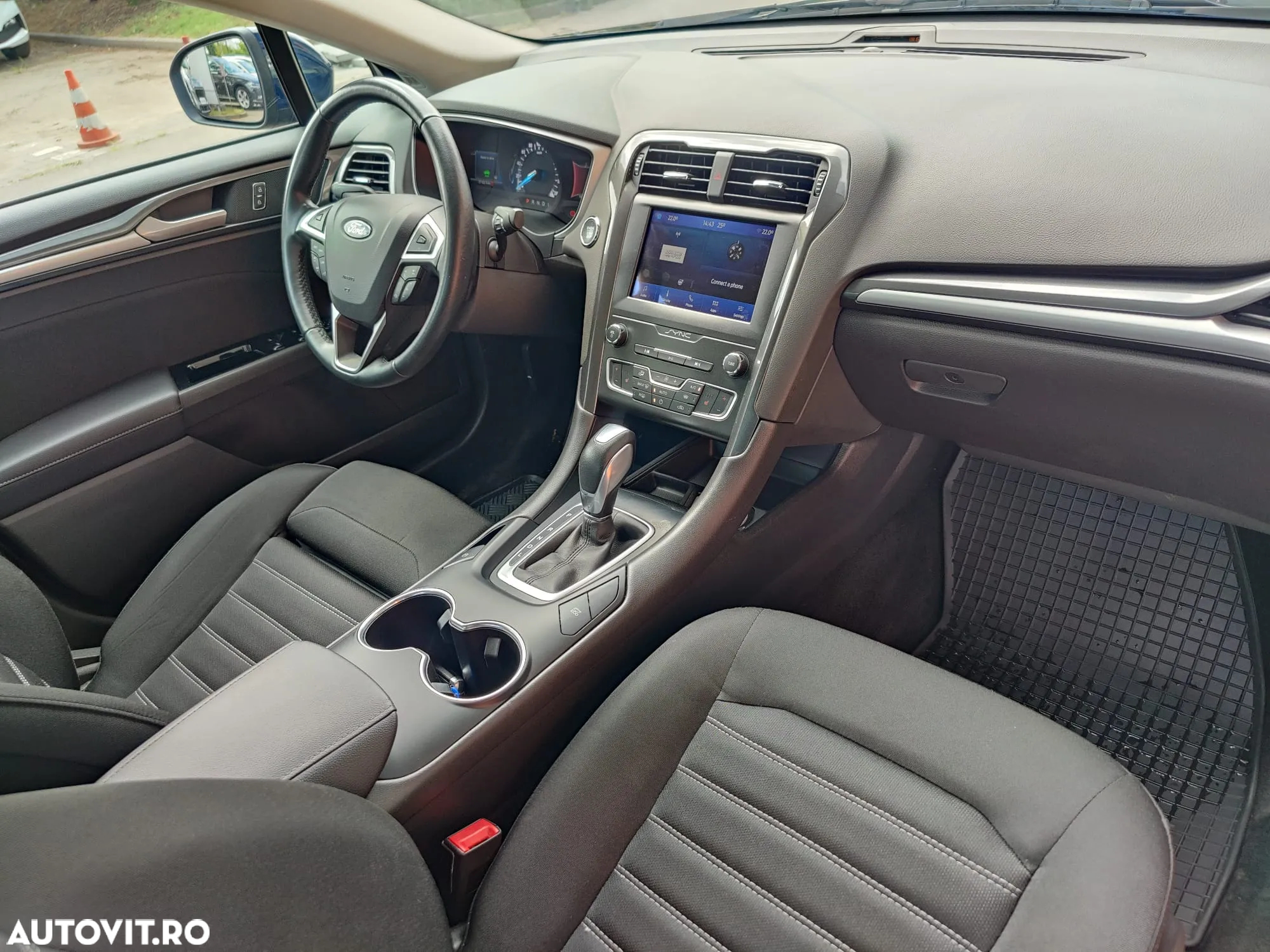 Ford Mondeo - 9