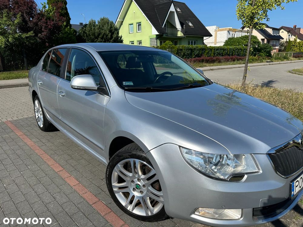 Skoda Superb 2.0 TDI Business - 11