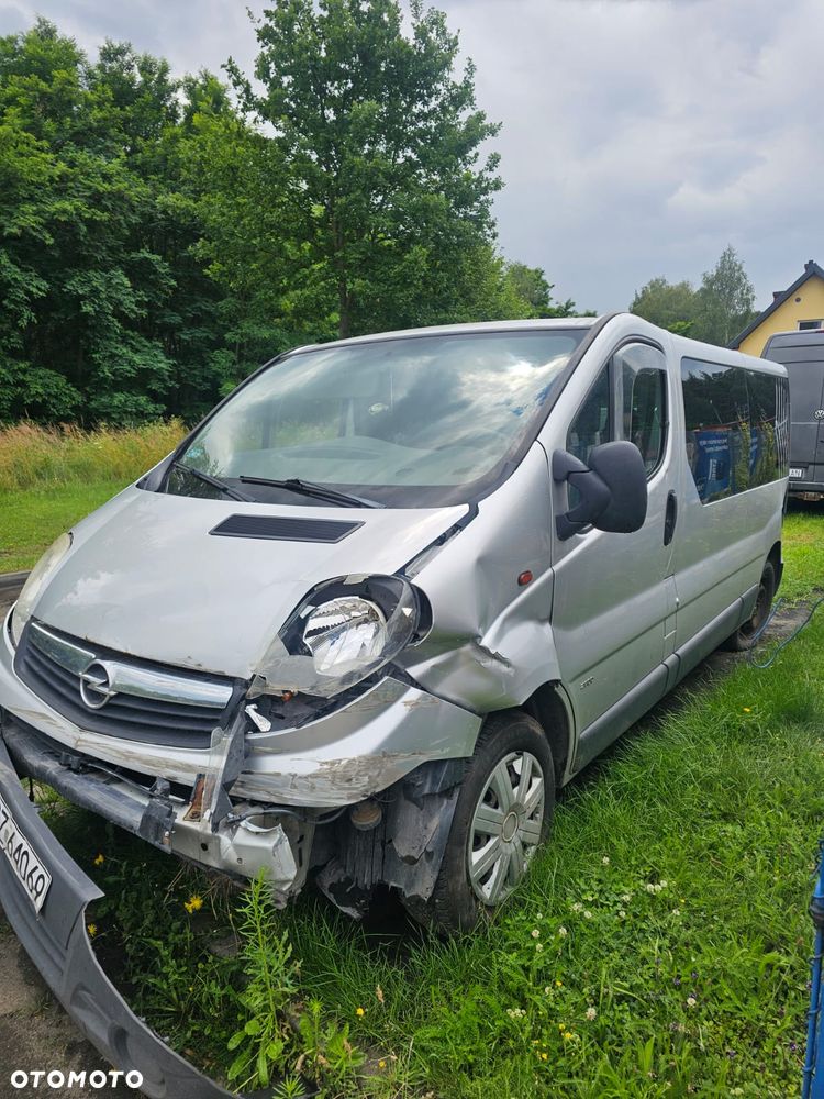 Opel Vivaro L2H1 2.9t - 8