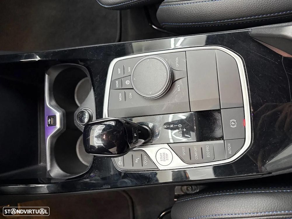BMW 116 d Pack Desportivo M Auto - 18