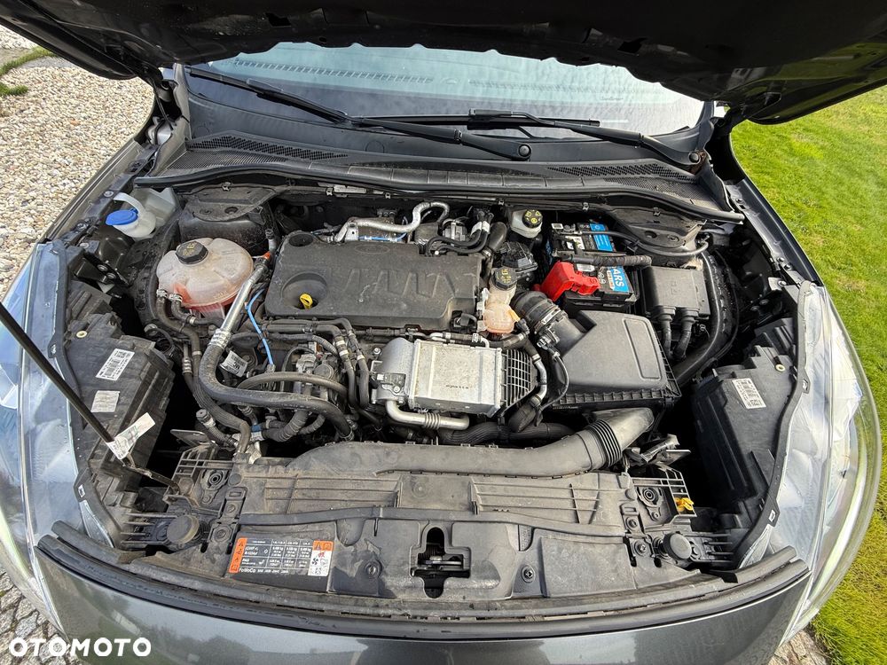 Ford Kuga 2.0 EcoBlue Hybrid TITANIUM - 8