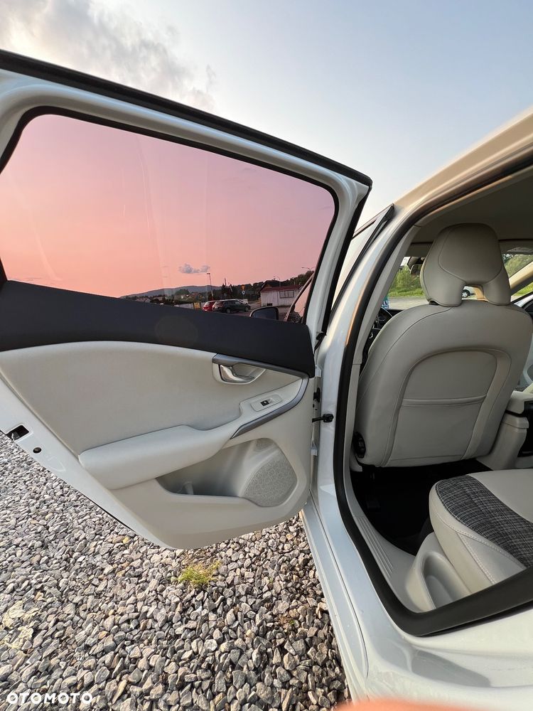 Volvo V40 D2 Drive-E Kinetic - 15