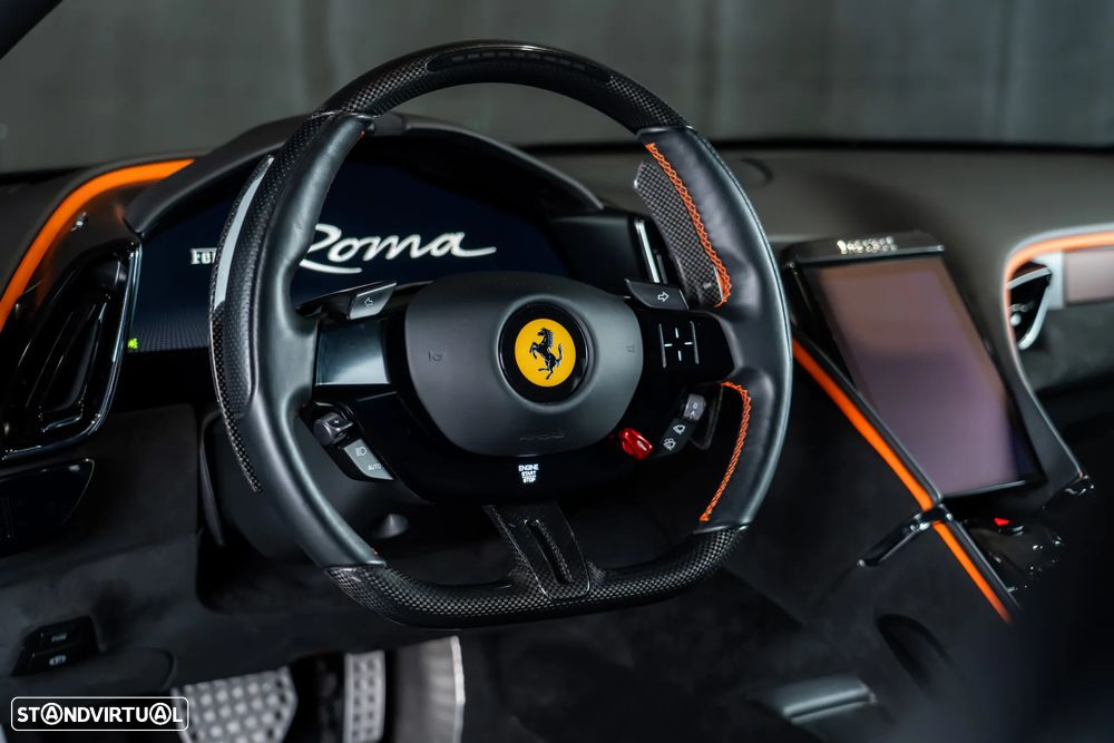 Ferrari Roma 3.9 Twin-Turbo V8 - 16