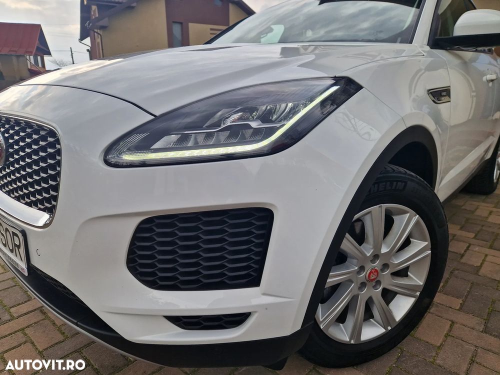 Jaguar E-Pace D150 AWD Base - 33