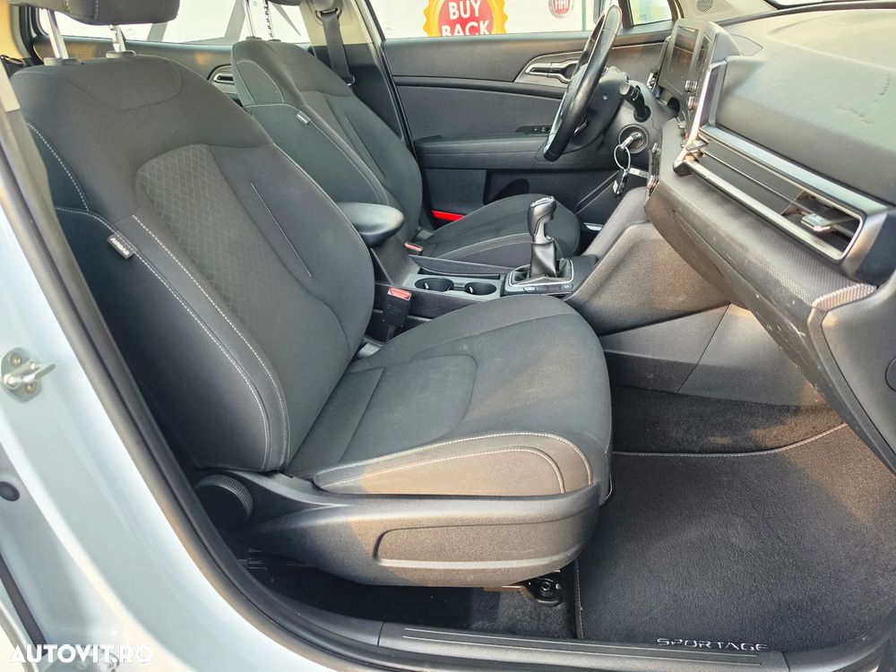 Kia Sportage - 10