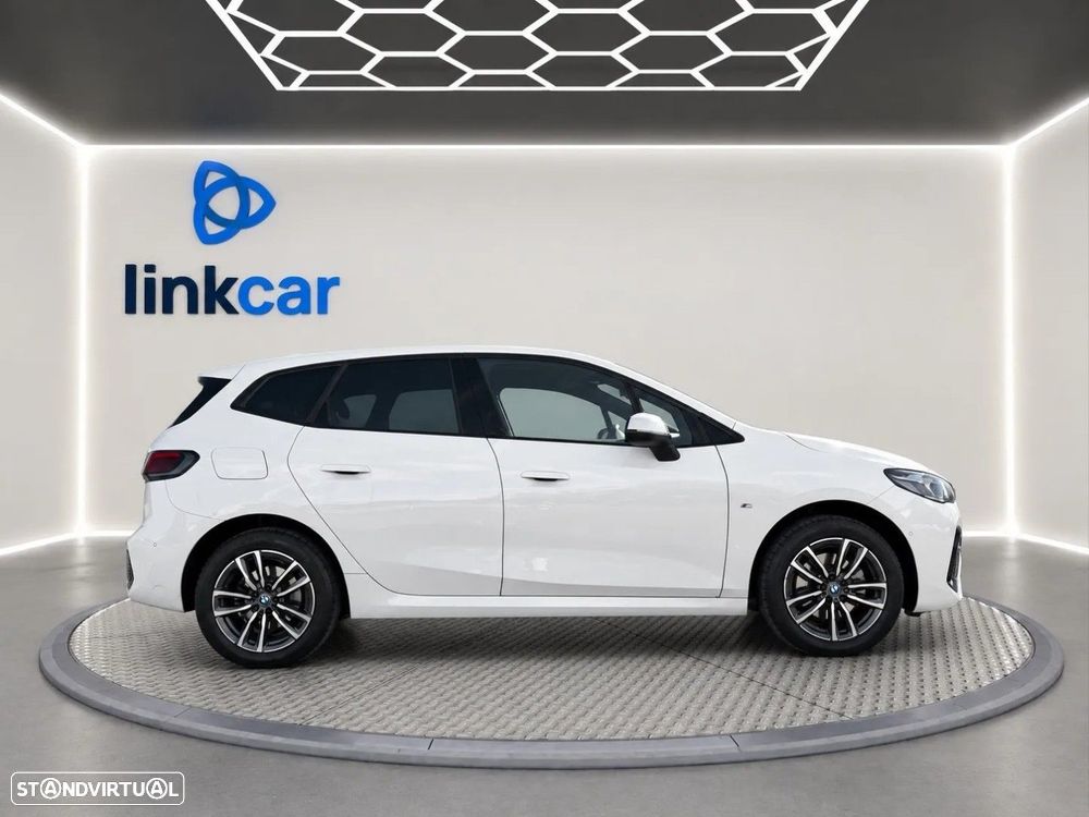 BMW 225xe Active Tourer e xDrive Pack Desportivo M - 9