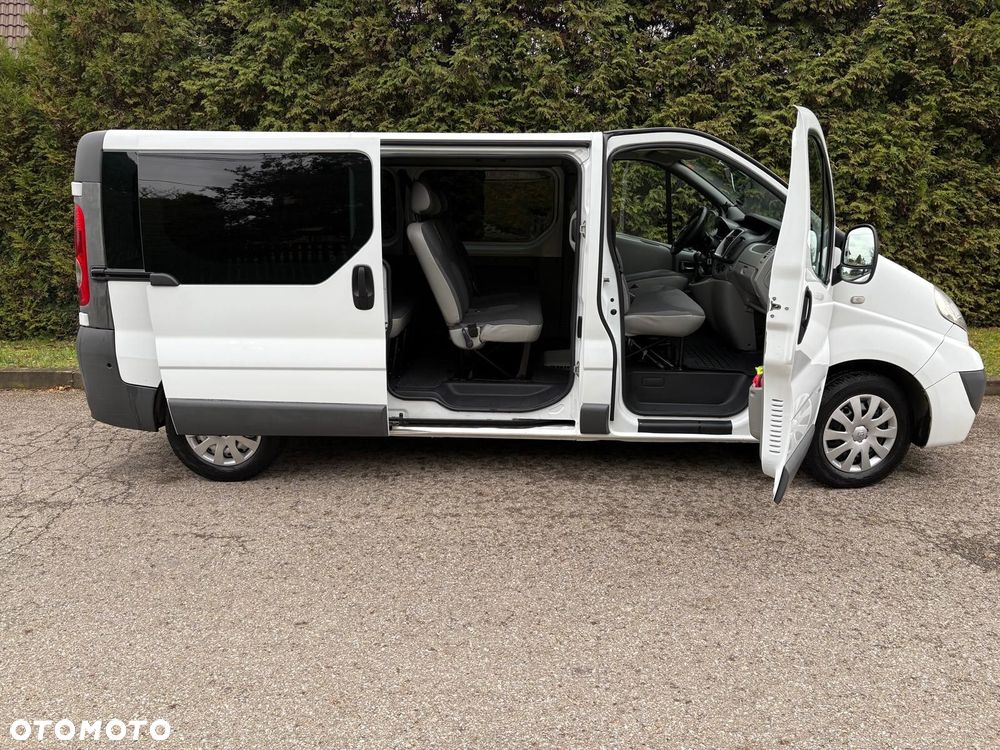 Opel Vivaro L2H1 2.9t - 9