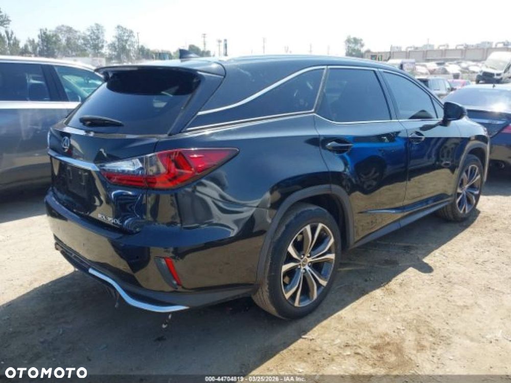 Lexus RX - 4