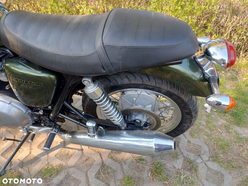 Triumph Thruxton - 30