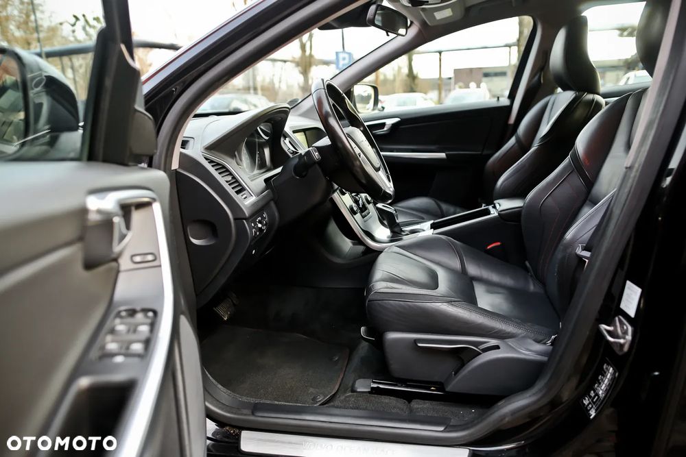 Volvo XC 60 D3 Geartronic Ocean Race - 19