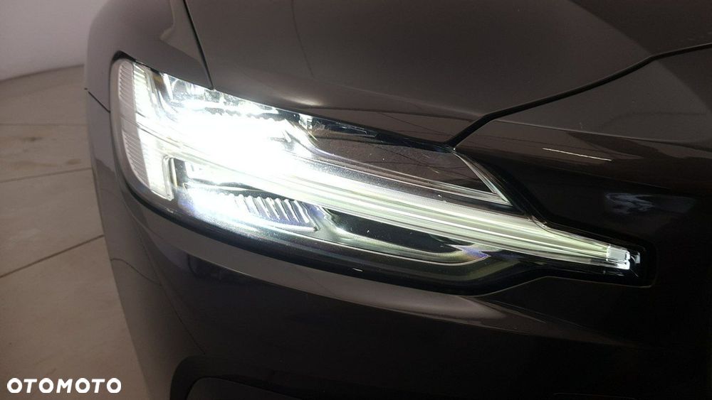 Volvo V60 - 11