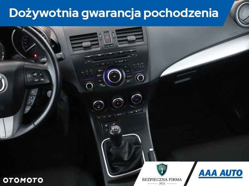 Mazda 3 - 10
