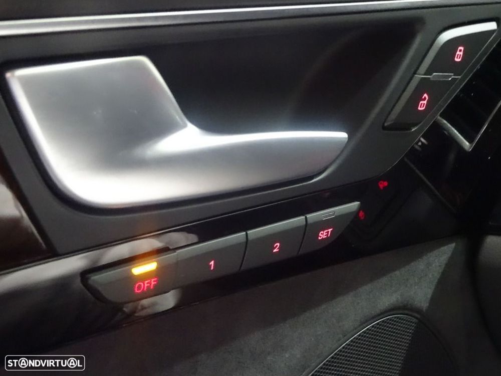 Audi A8 3.0 TDI V6 quattro Clean Diesel - 14