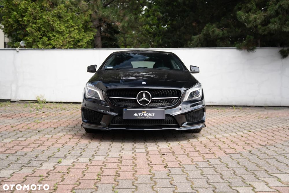 Mercedes-Benz CLA 180 7G-DCT - 2