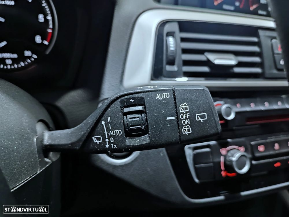 BMW 116 d EDynamics Advantage - 24