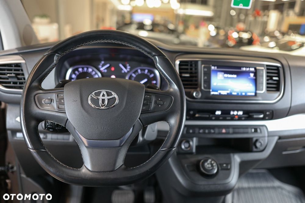 Toyota Proace Verso - 16