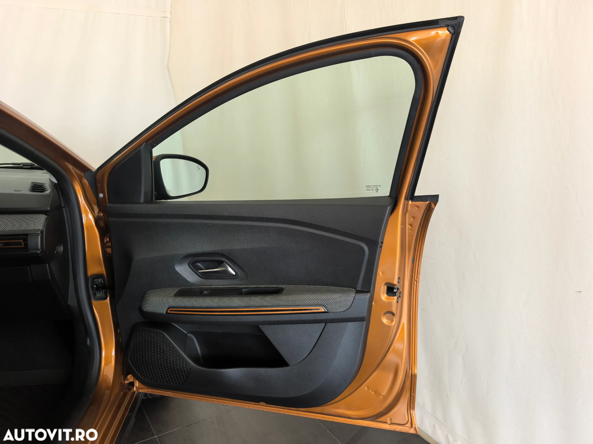 Dacia Sandero TCe 90 MT6 Comfort - 27