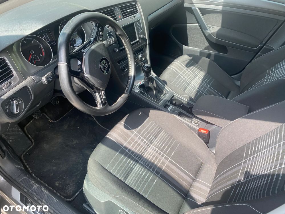 Volkswagen Golf 2.0 TDI 4Motion BlueMotion Technology Lounge - 6