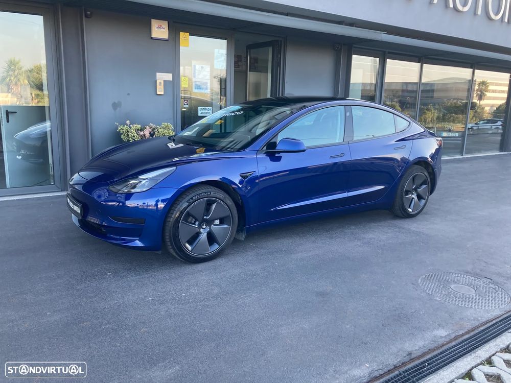 Tesla Model 3 2023 photo 4