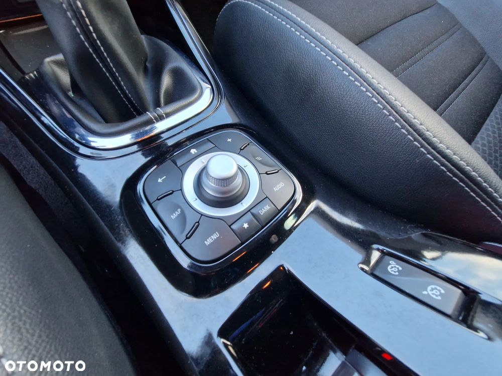 Renault Megane 1.6 dCi Energy Bose Edition - 16