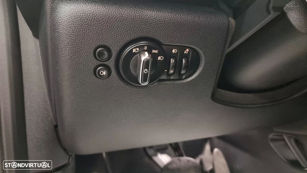 MINI 3 Portas Cooper SE Yours - 33