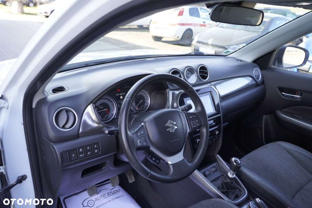 Suzuki Vitara 1.4 Boosterjet Allgrip S - 10