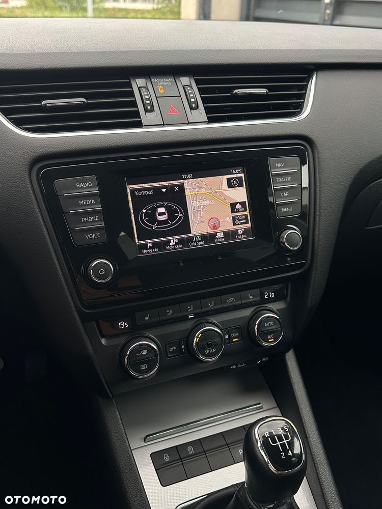 Skoda Octavia 1.6 TDI Solution - 14