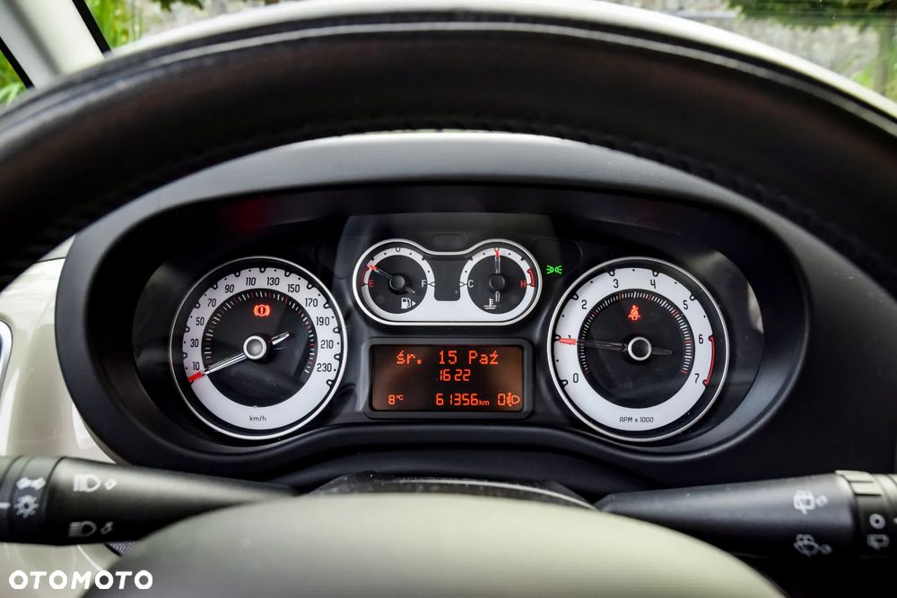 Fiat 500L 1.4 16V - 16