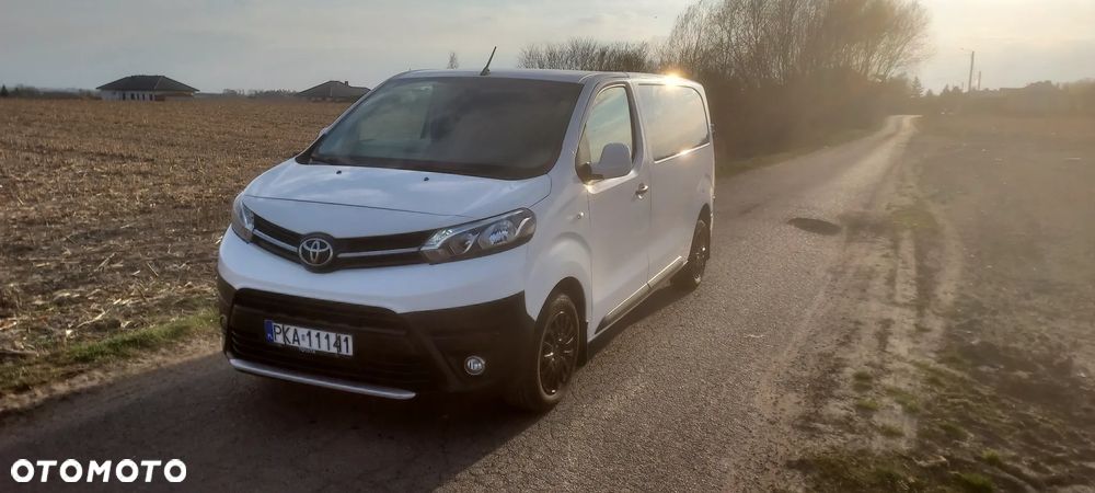 Toyota Proace - 1