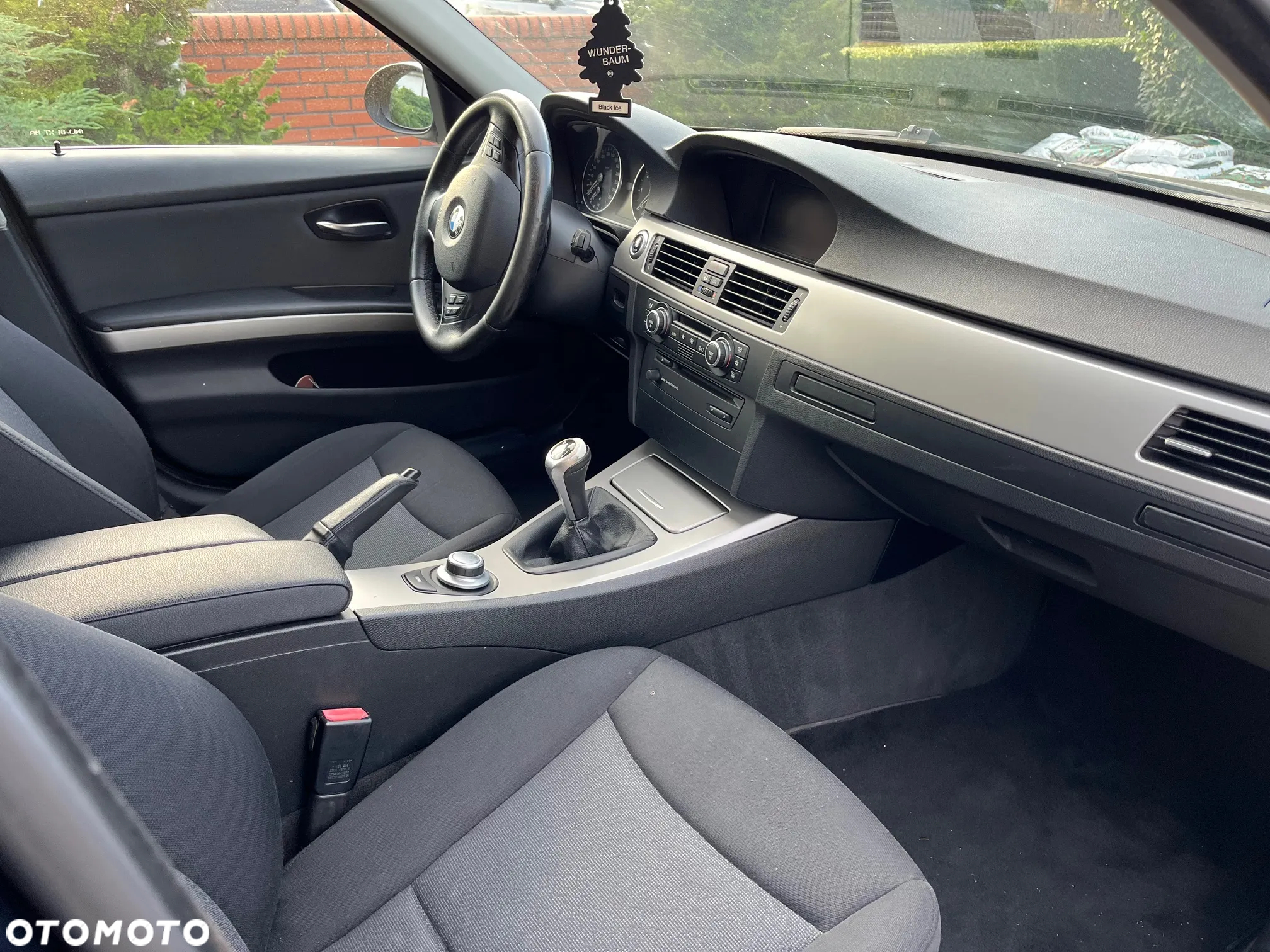 BMW Seria 3 318i - 15