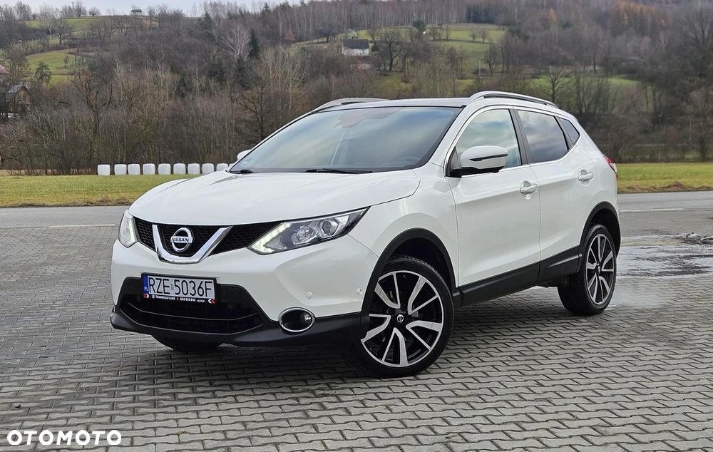 Nissan Qashqai 1.6 DIG-T N-Connecta - 1