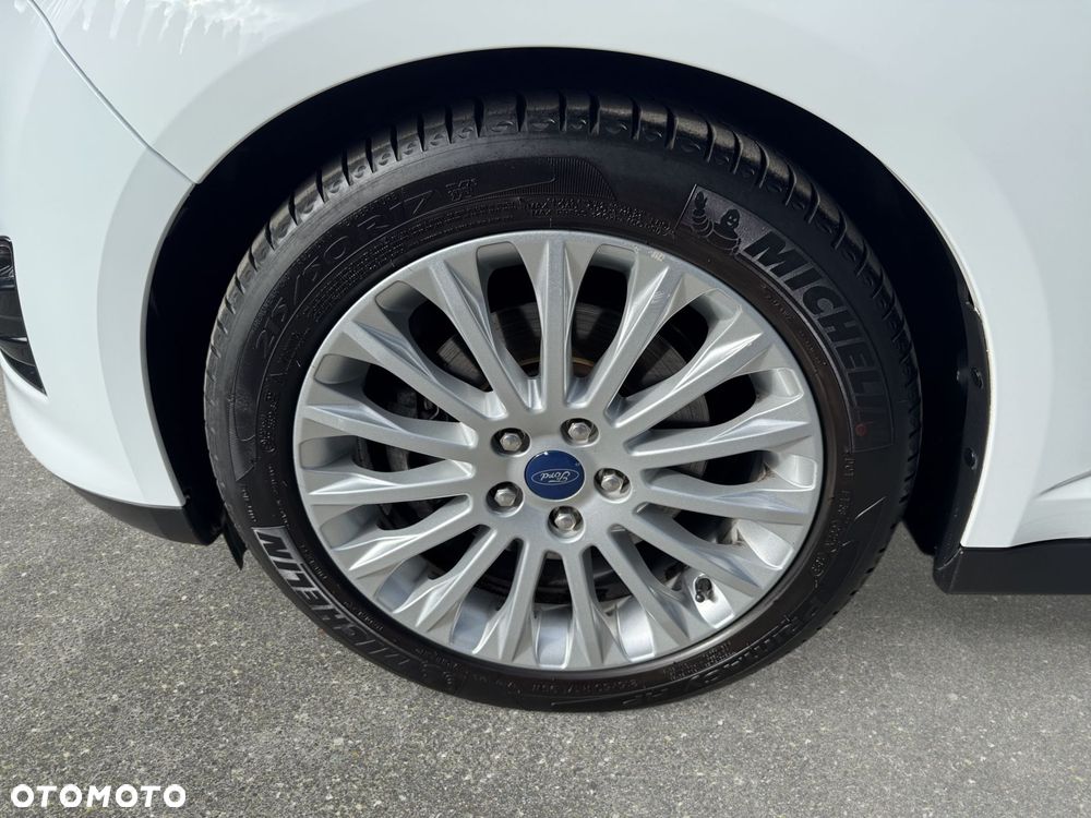 Ford C-MAX - 10