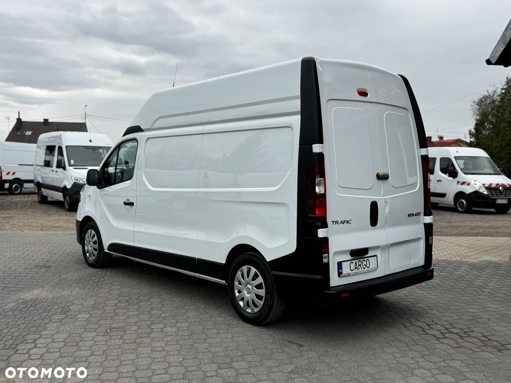 Renault TRAFIC - 4
