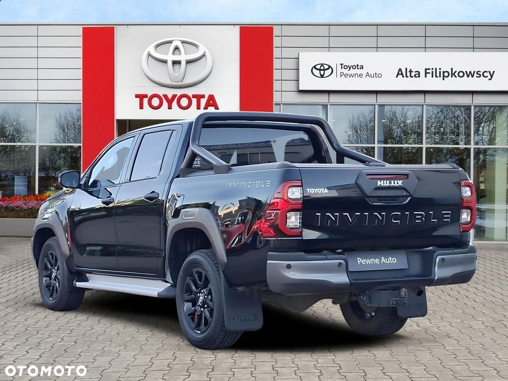 Toyota Hilux 2.8 D-4D mHEV Double Cab Invincible 4x4 - 2