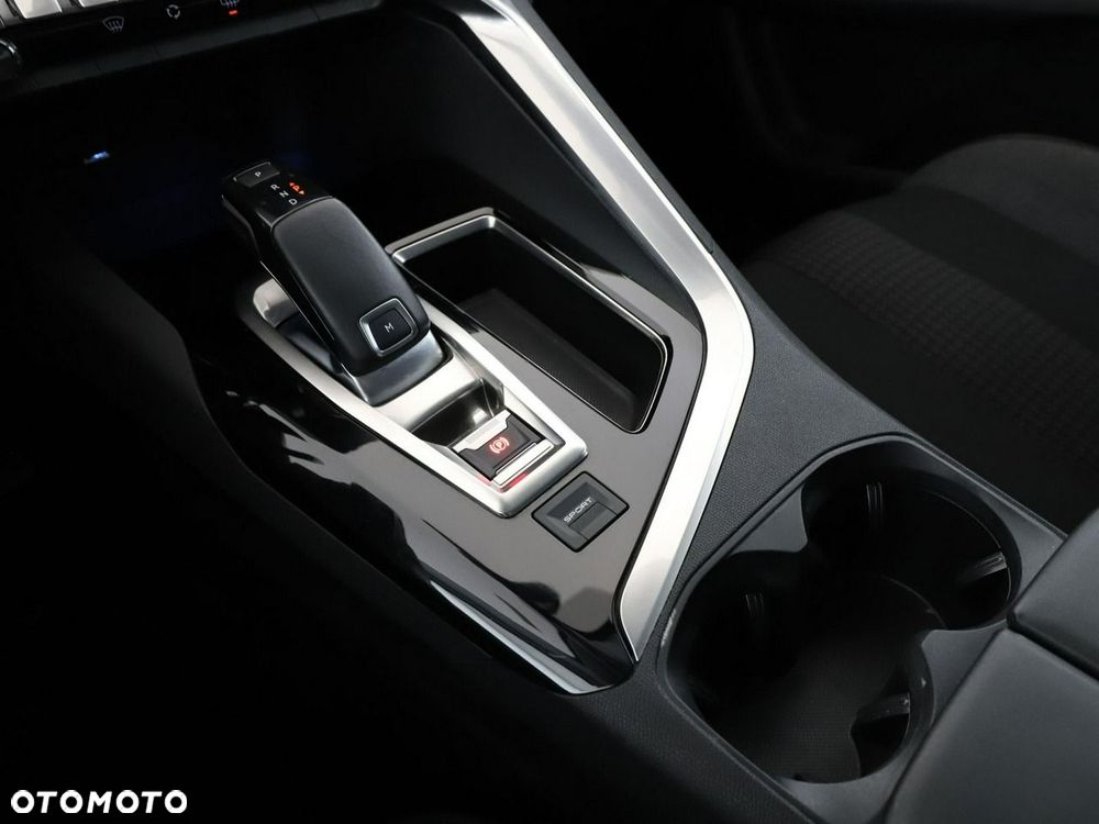 Peugeot 3008 BlueHDi 130 Stop & Start EAT8 Active Business-Paket - 31