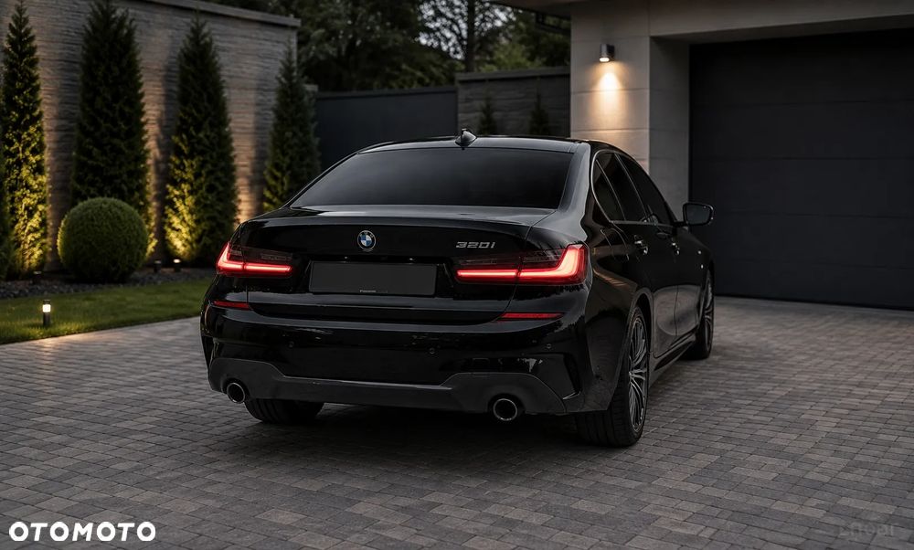 BMW Seria 3 320i M Sport - 6
