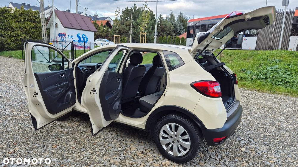 Renault Captur (ENERGY) TCe 90 BOSE EDITION - 24