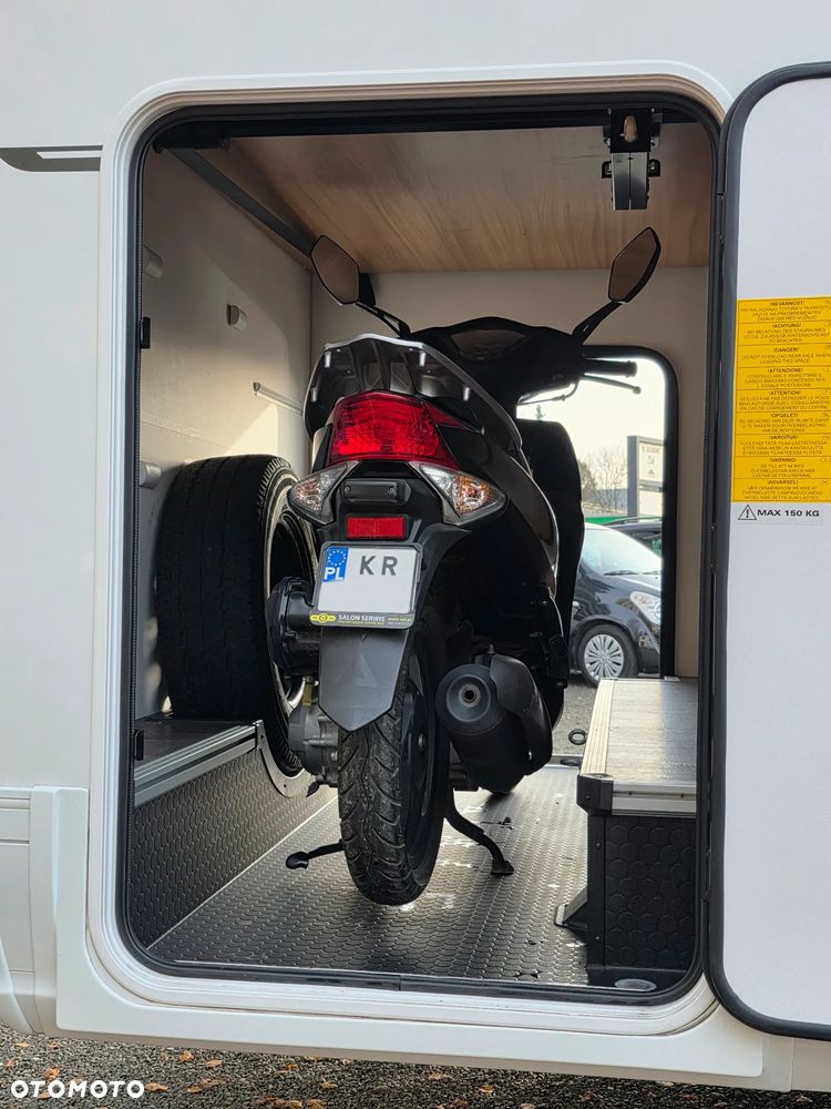 Adria Coral XL Axess 600 DP - 8