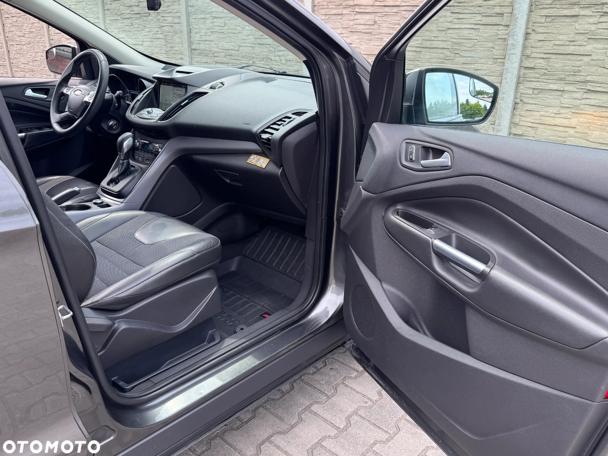 Ford Kuga - 16