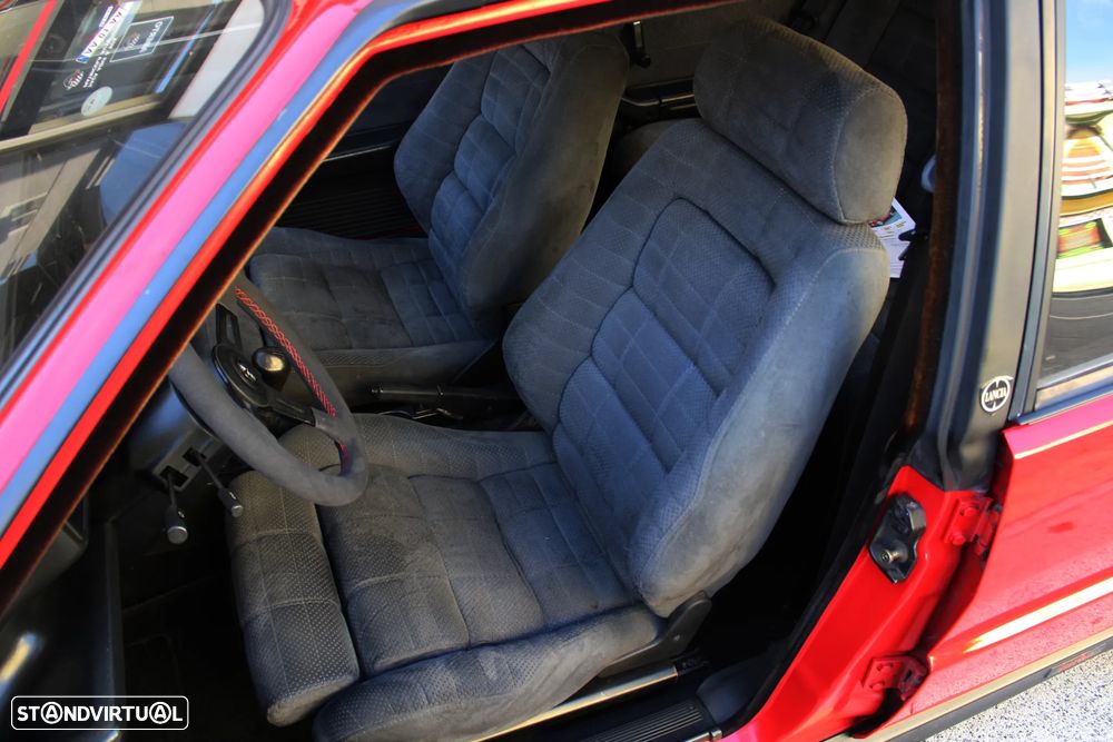 Lancia Delta 1.6 HF Turbo - 22